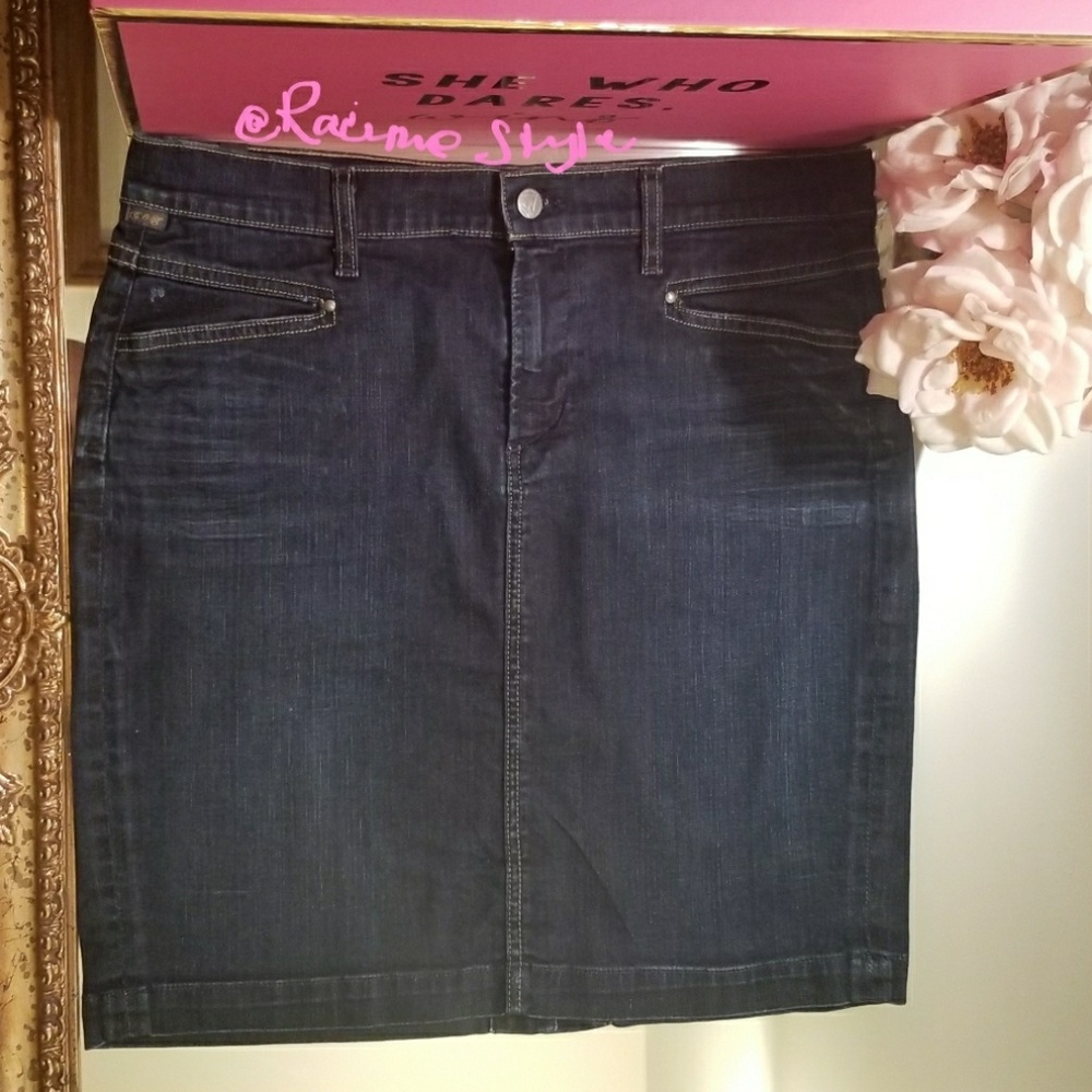 Citizens of Humanity distressed denim skirt SZ: 31